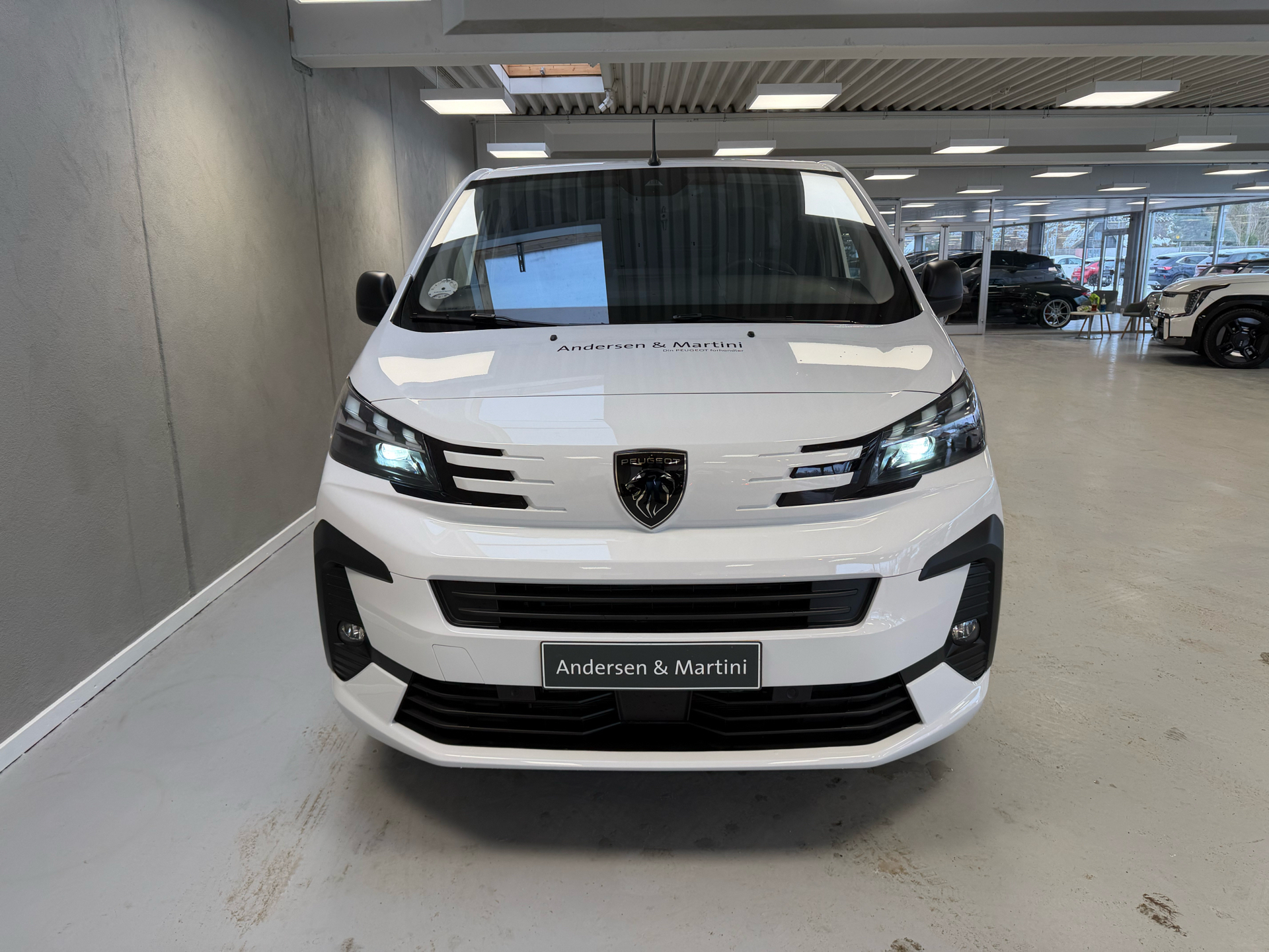 Peugeot e-Expert L3 EL Premium 136HK Van Aut.