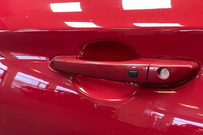 Rød Hyundai Kona fra 2020