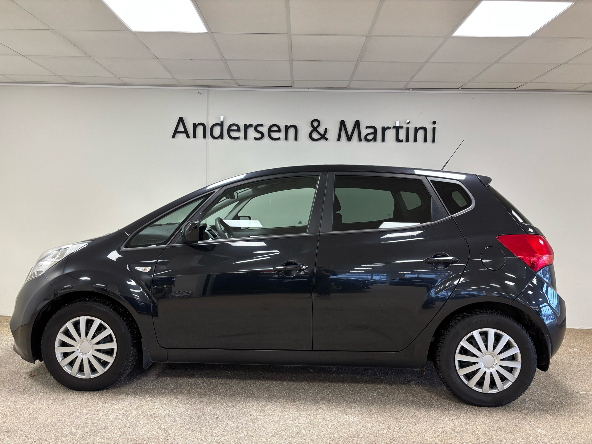 Kia Venga 1,4 CVVT Attraction 90HK 5d