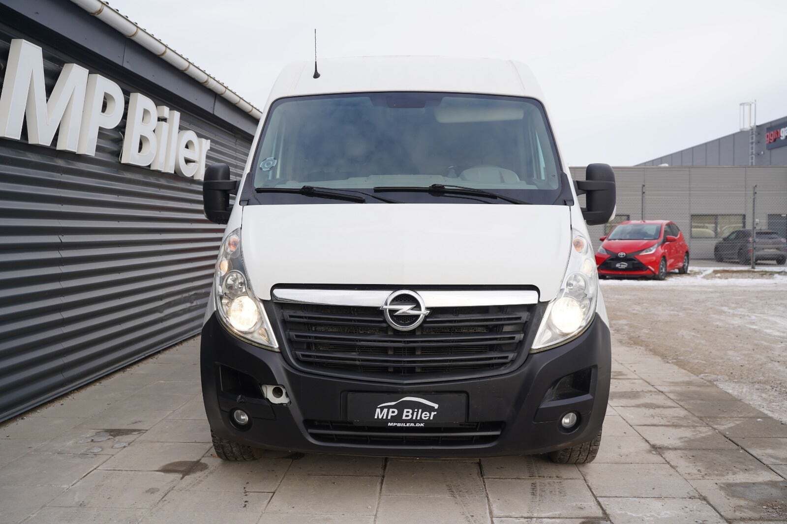 Opel Movano 2,3 CDTi 125 Chassis L2