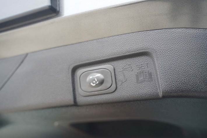 Grå Ford Puma fra 2020