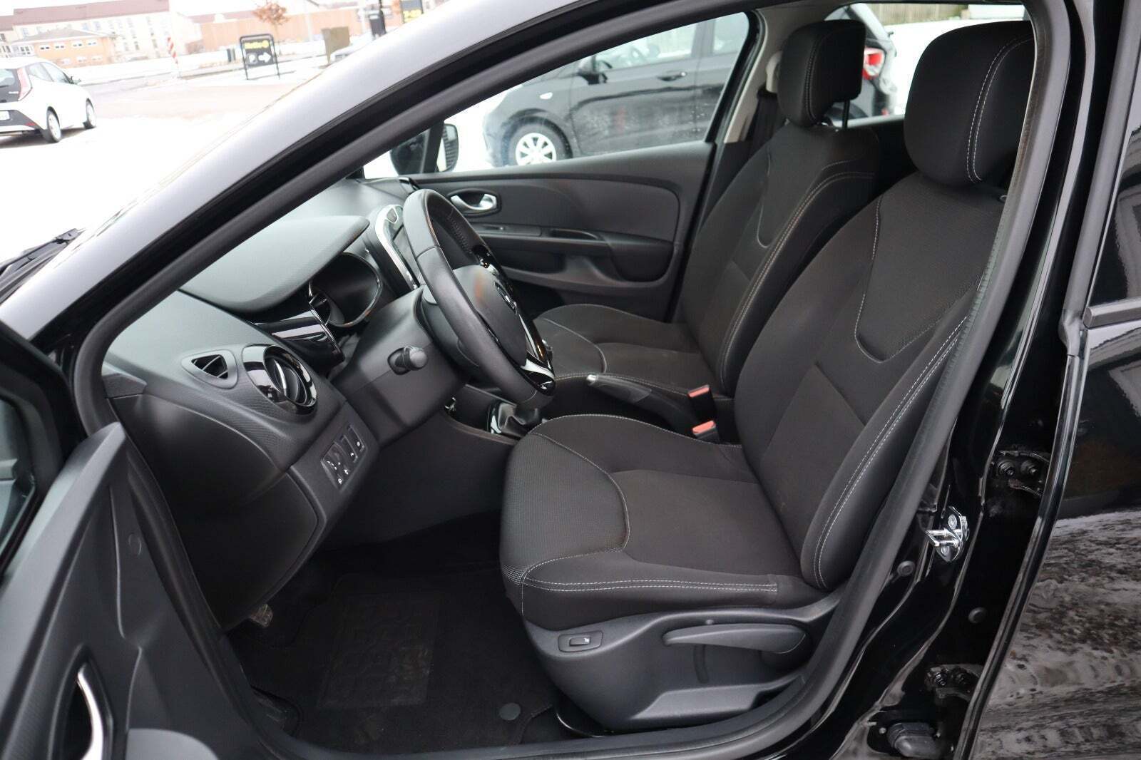 Renault Clio IV 0,9 TCe 90 Expression Sport Tourer