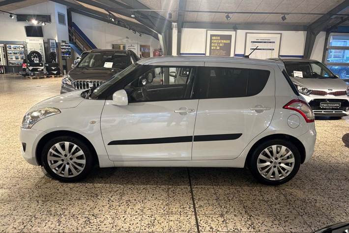 Hvid Suzuki Swift fra 2012