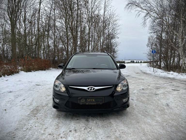 Hyundai i30 1,6 CRDi 128 Comfort CW aut. Van