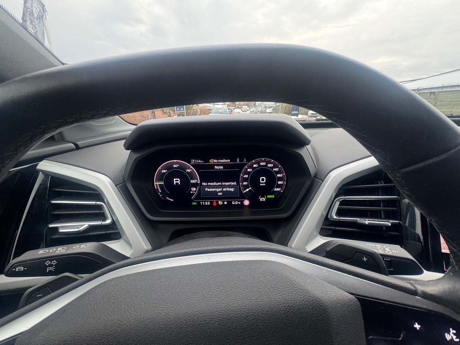 Hvid Audi Q4 e-tron fra 2024