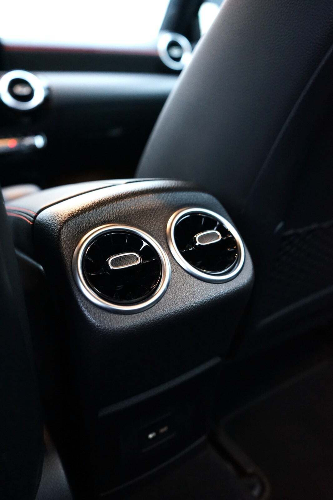 Sort Mercedes A200 d fra 2021