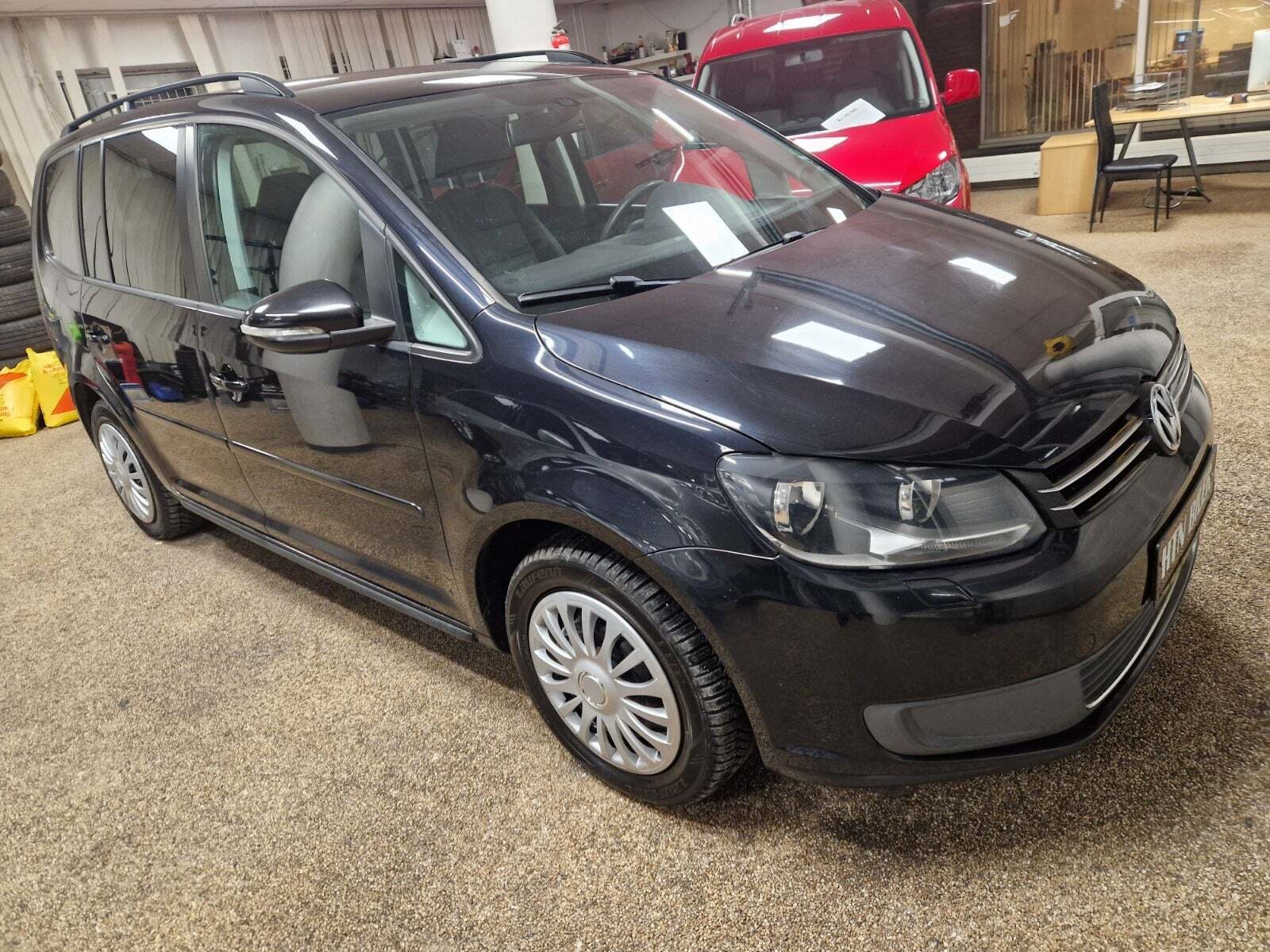 VW Touran 2,0 TDi 140 Comfortline BMT 7prs