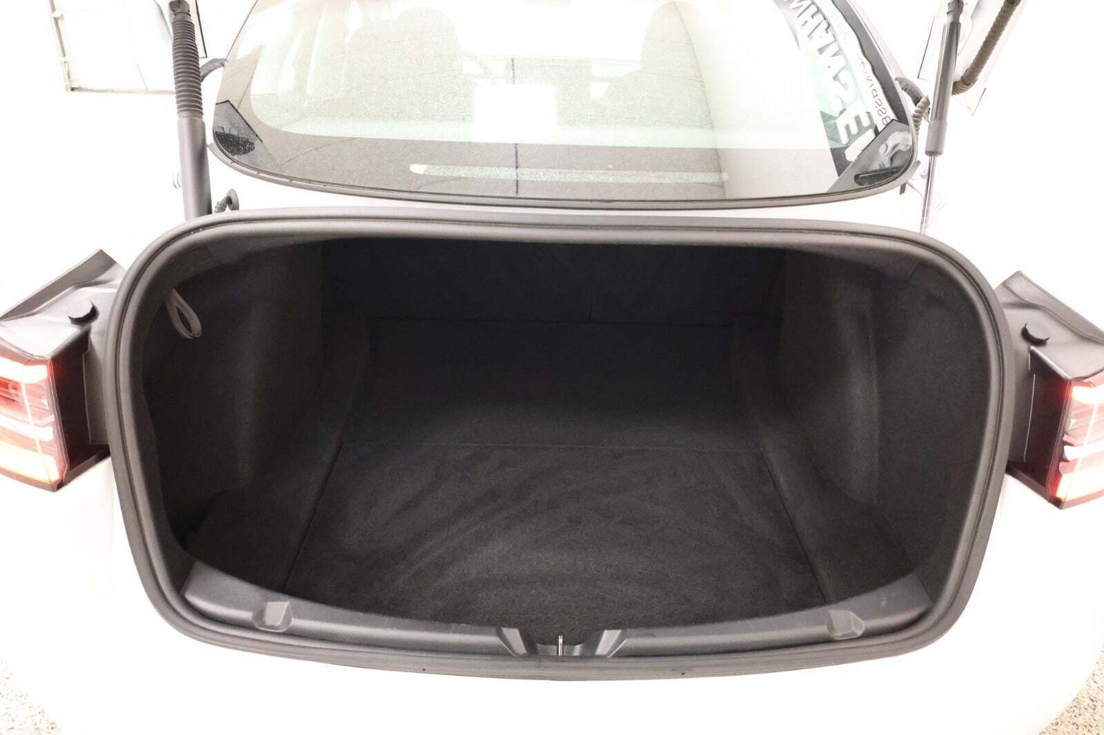 undefined Tesla Model 3 fra 2022