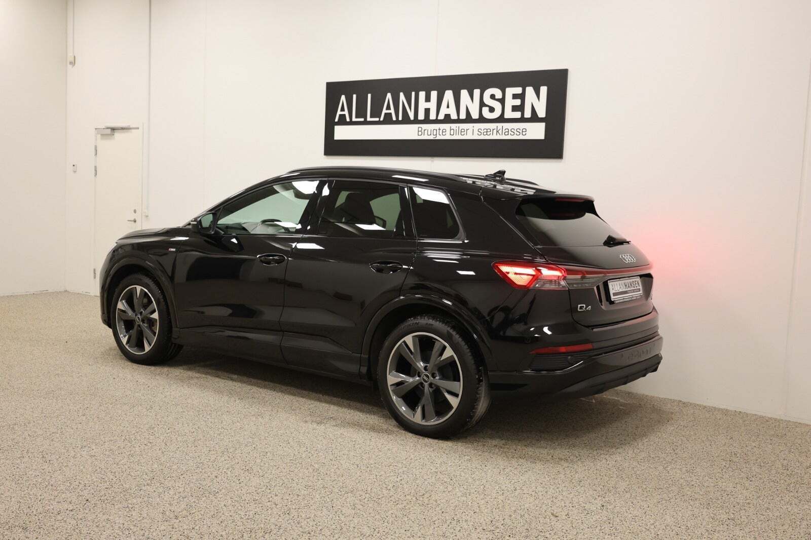 Audi Q4 e-tron 45 S-line quattro