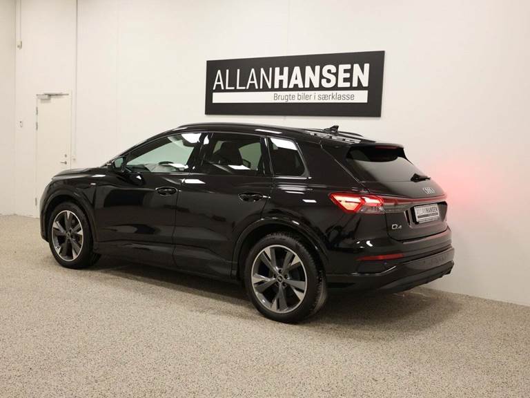 Audi Q4 e-tron 45 S-line quattro