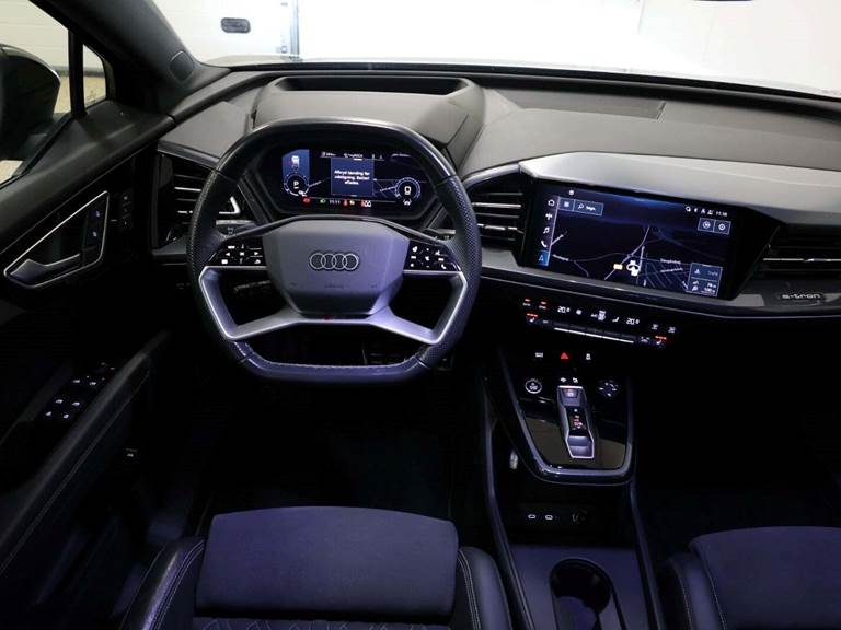 Audi Q4 e-tron 45 S-line quattro