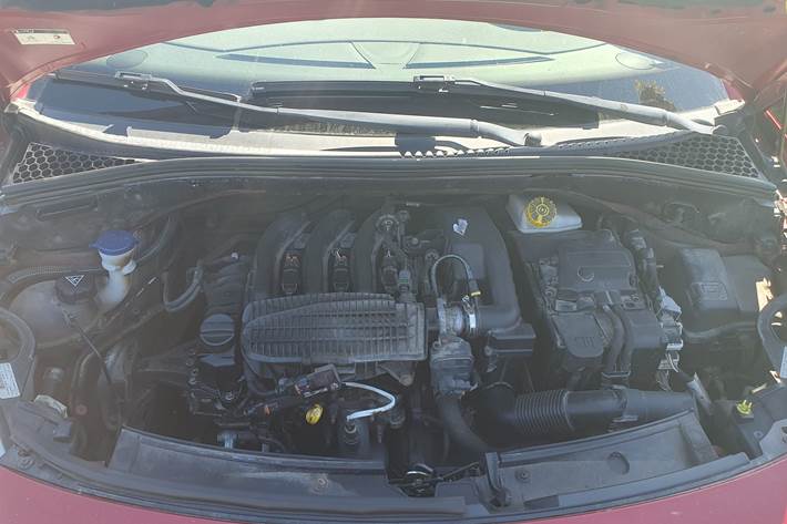 Rød Citroën C3 fra 2014