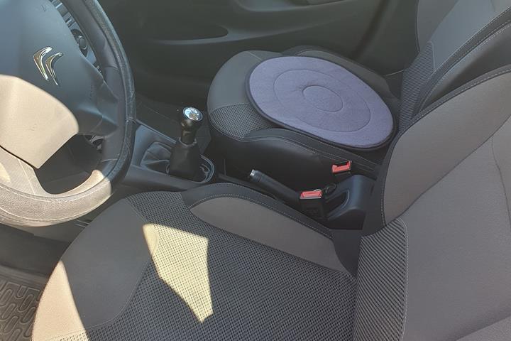 Rød Citroën C3 fra 2014