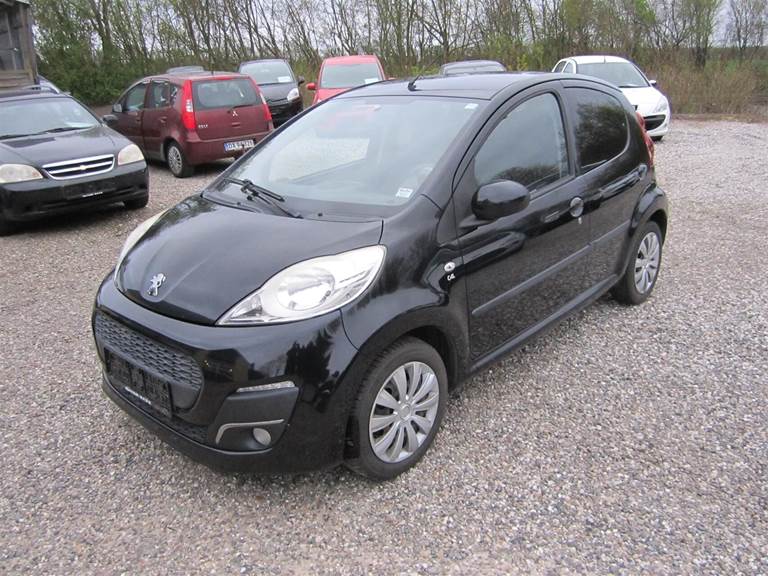 Peugeot 107 1,0 Active 68HK 5d