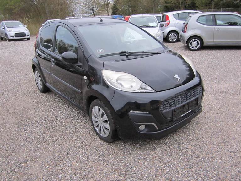Peugeot 107 1,0 Active 68HK 5d