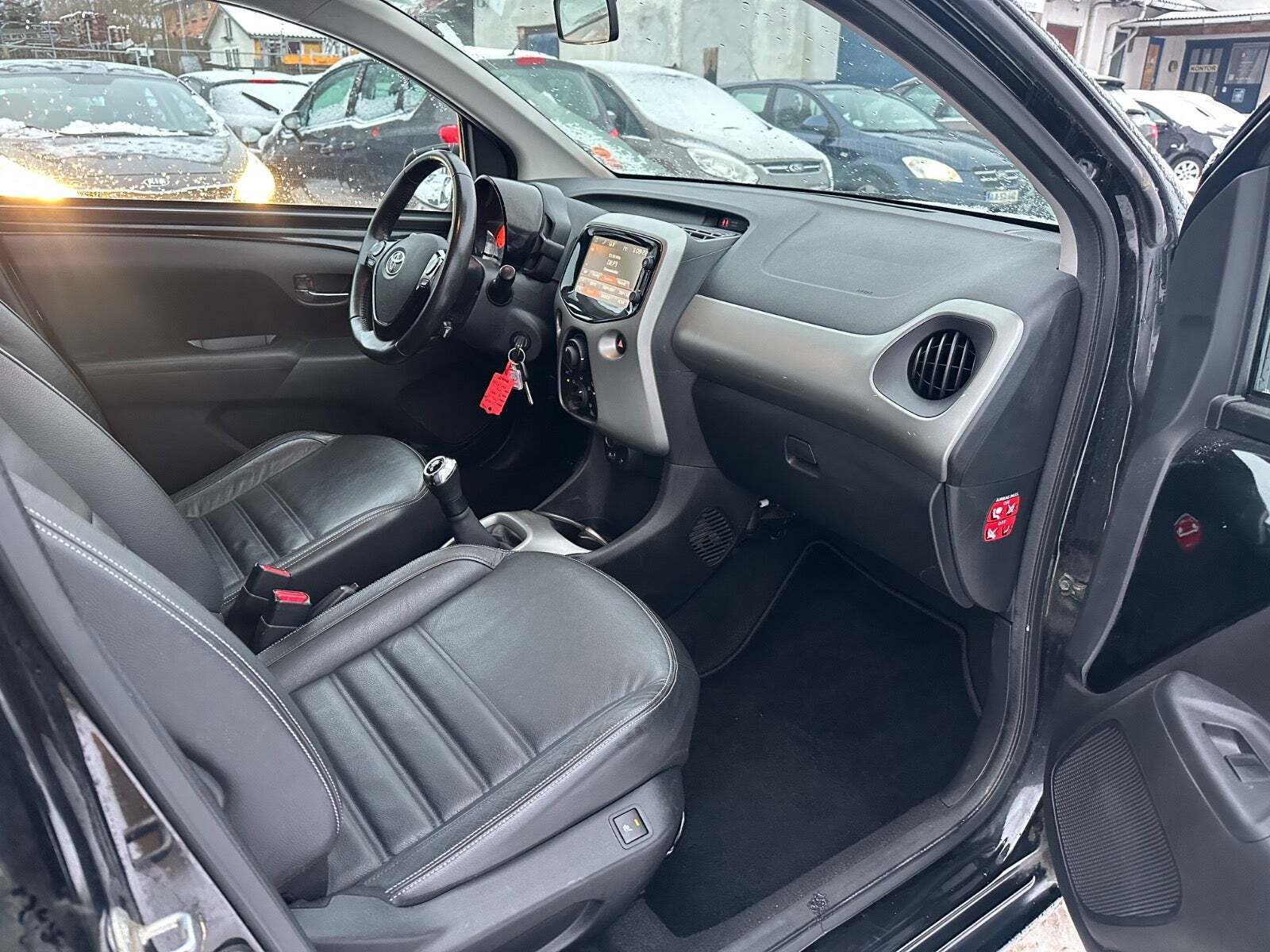 Toyota Aygo 1,0 VVT-i x-black II