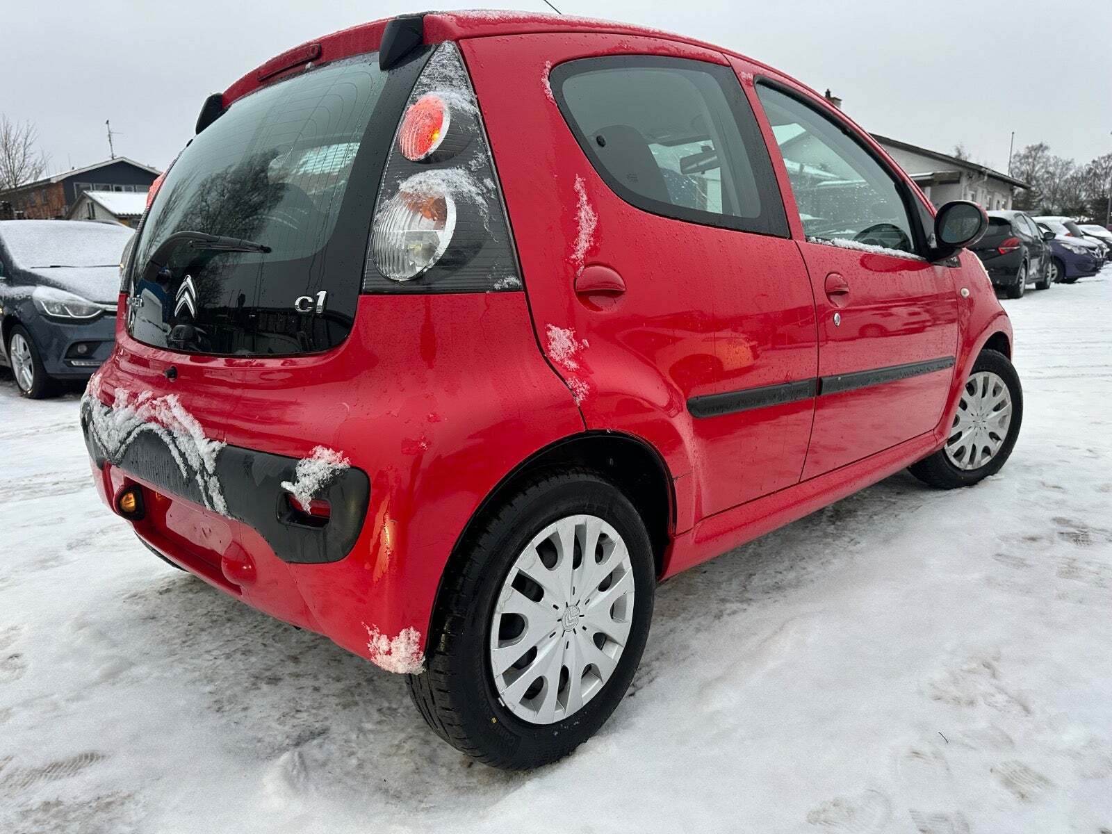 Rød Citroën C1 fra 2014