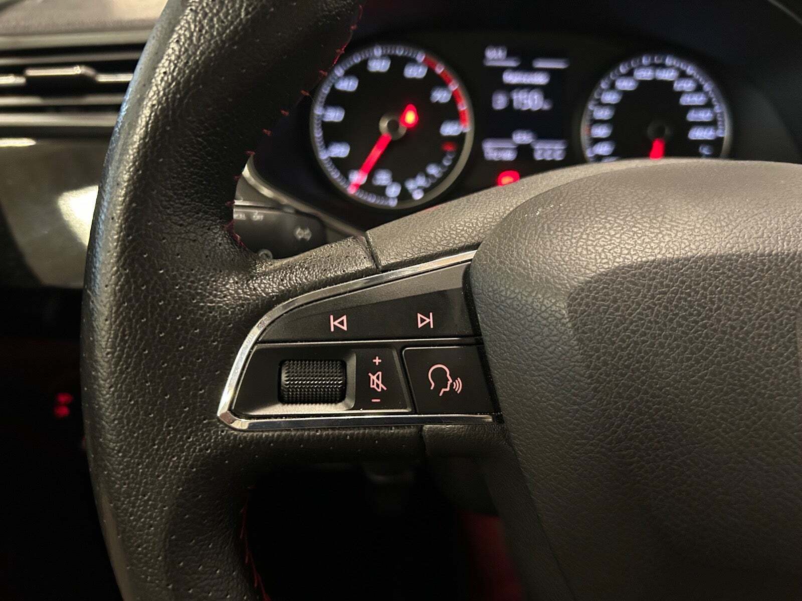 Rød Seat Ibiza fra 2018