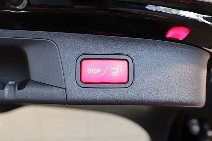 Sort Mercedes EQA250 fra 2023