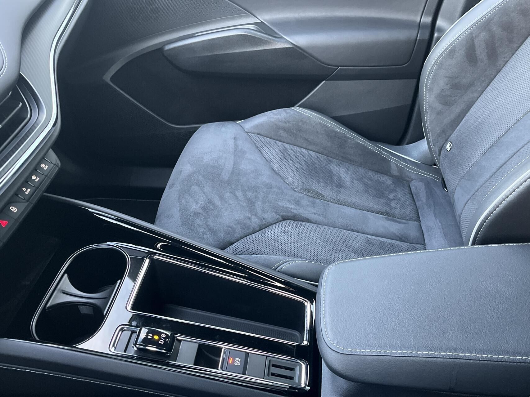 Sort Skoda Enyaq iV fra 2022