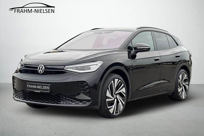 Sort VW ID.4 fra 2023 set udefra