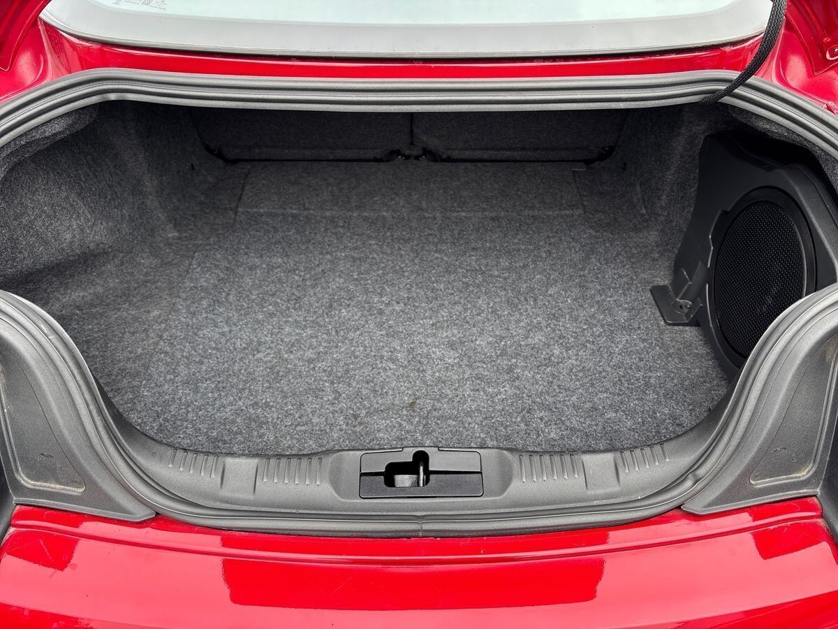 Rød Ford Mustang fra 2020