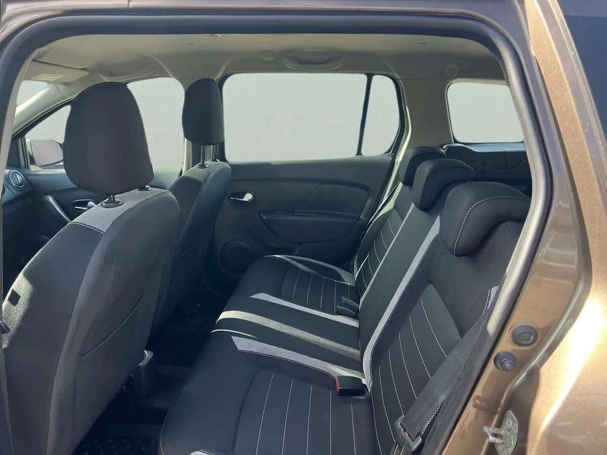 Brun Dacia Logan fra 2019