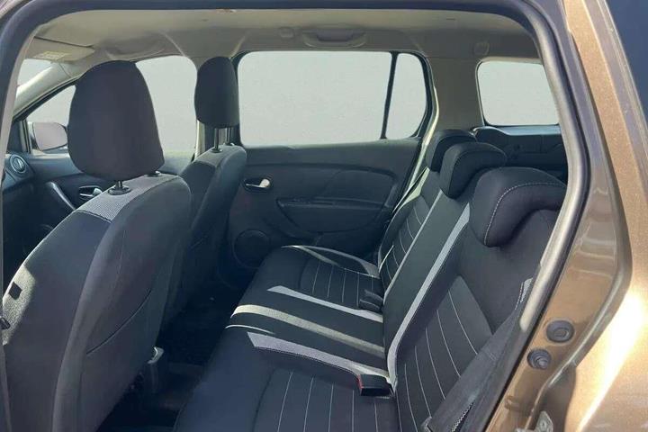 Brun Dacia Logan fra 2019