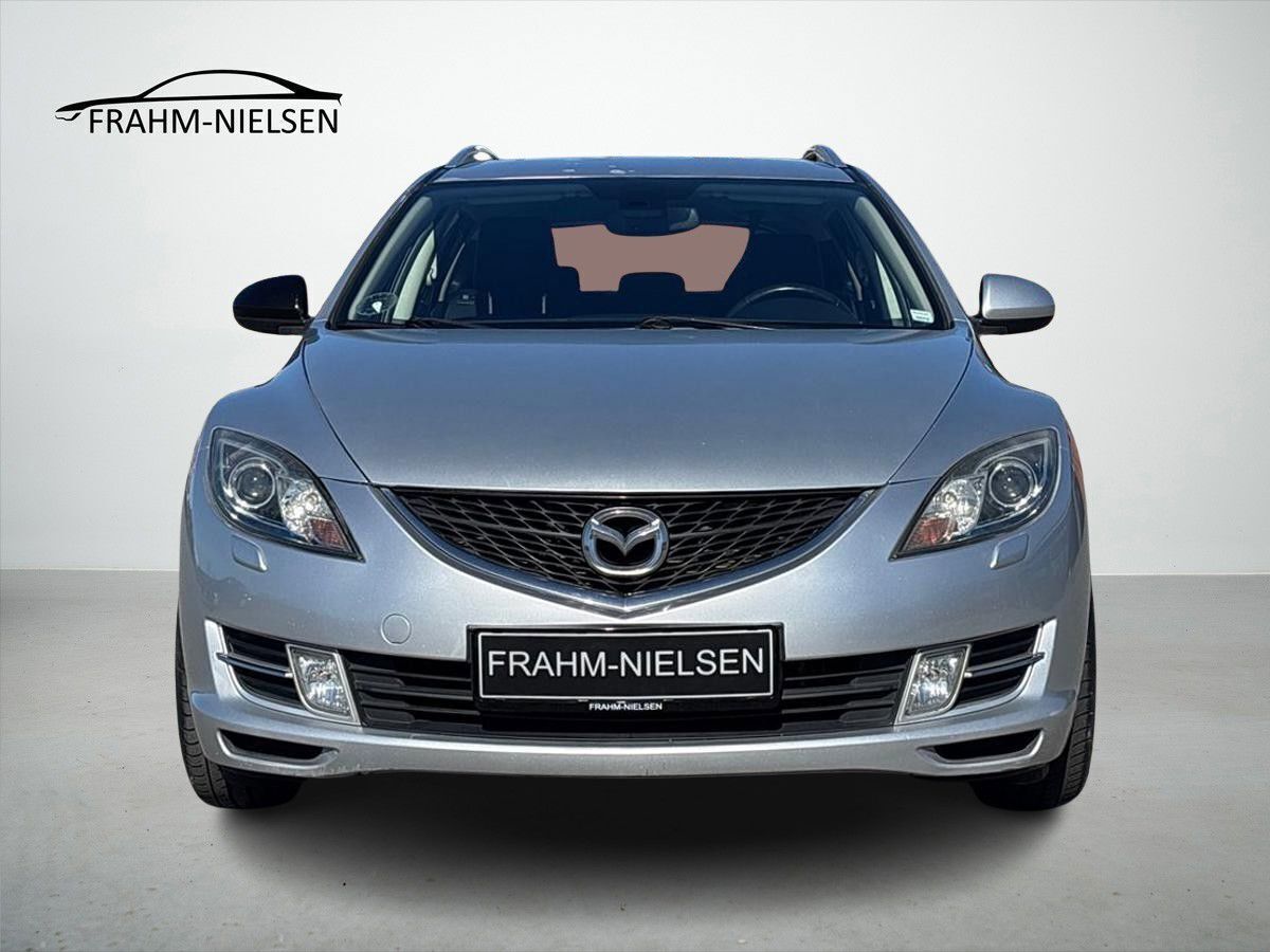 Grå Mazda 6 fra 2008