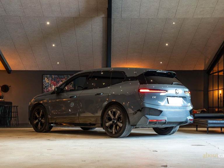 BMW iX xDrive40 Sport