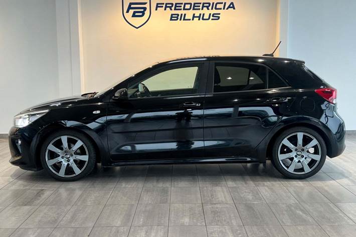 Sort Kia Rio fra 2019