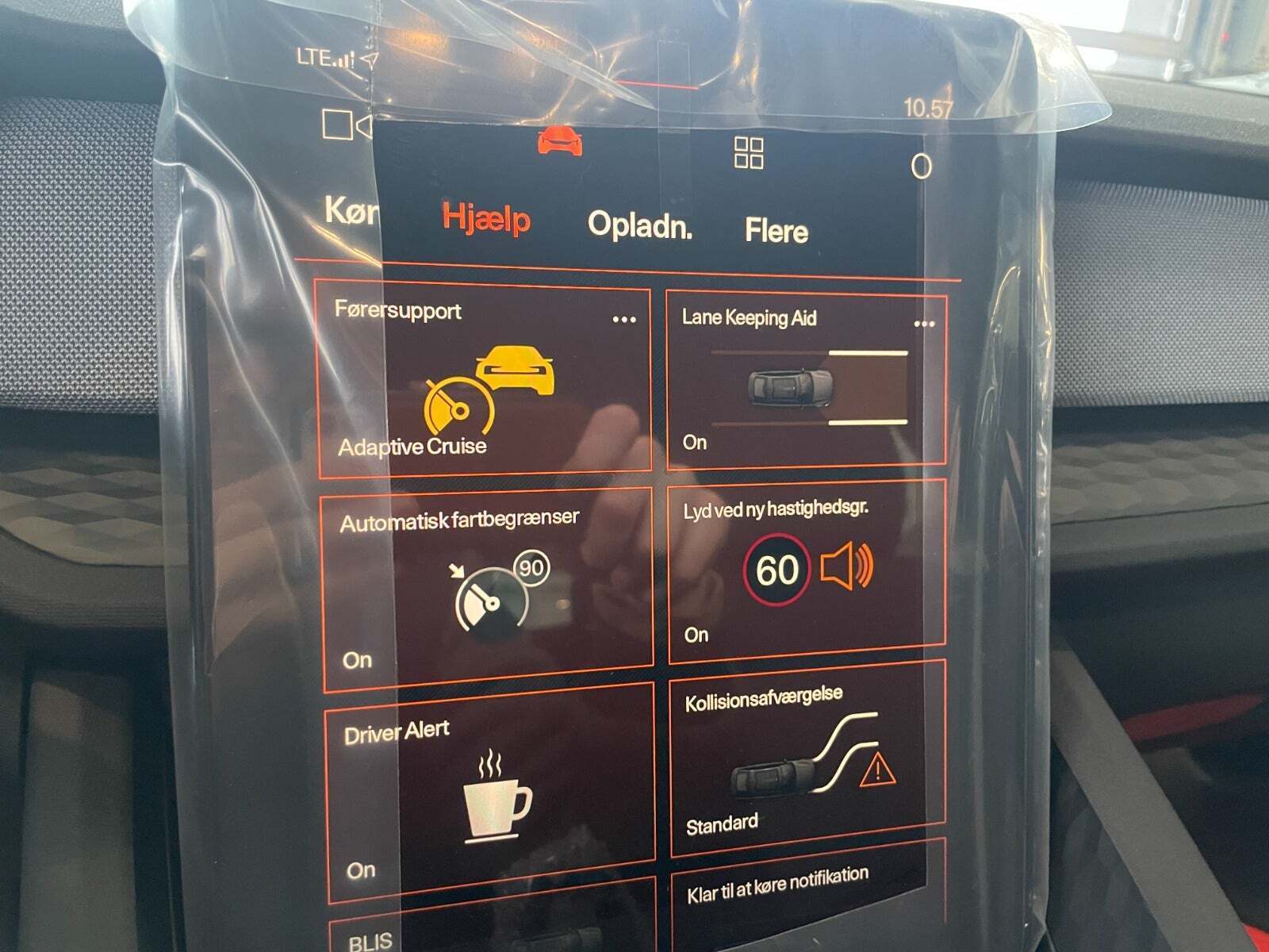 Hvid Polestar 2 fra 2025