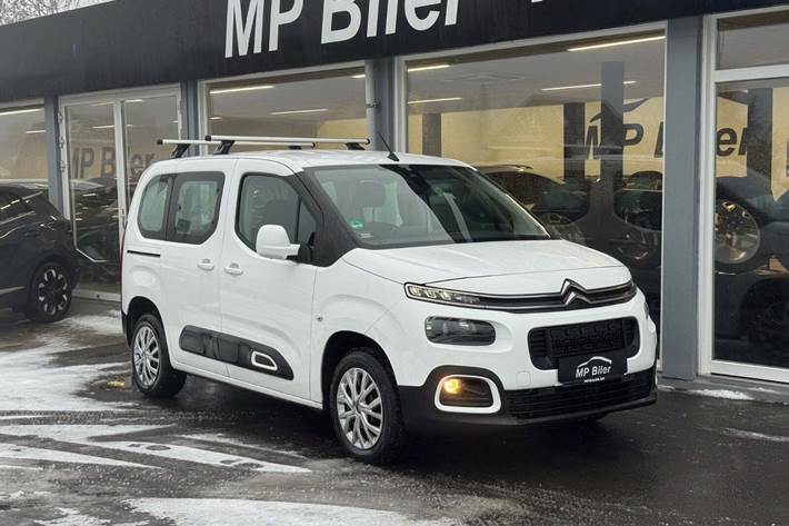 Hvid Citroën Berlingo fra 2021