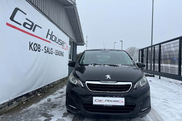 Sort Peugeot 108 fra 2015