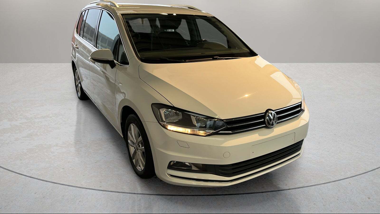 VW Touran 2,0 TDi 150 Highline DSG Van