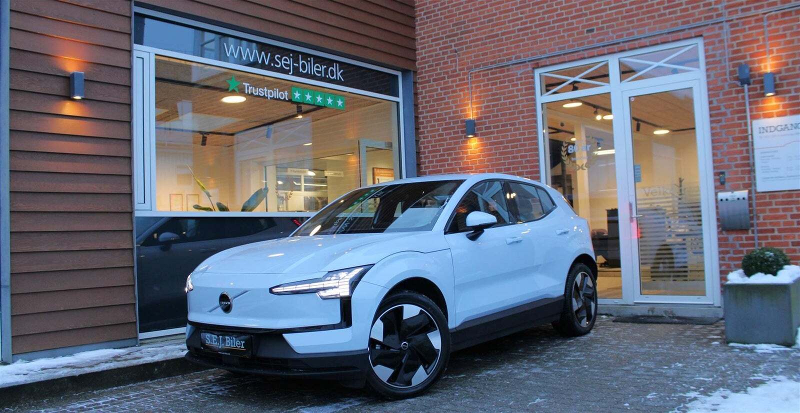 Volvo EX30 Extended Range Core