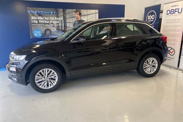 Sort VW T-Roc fra 2018