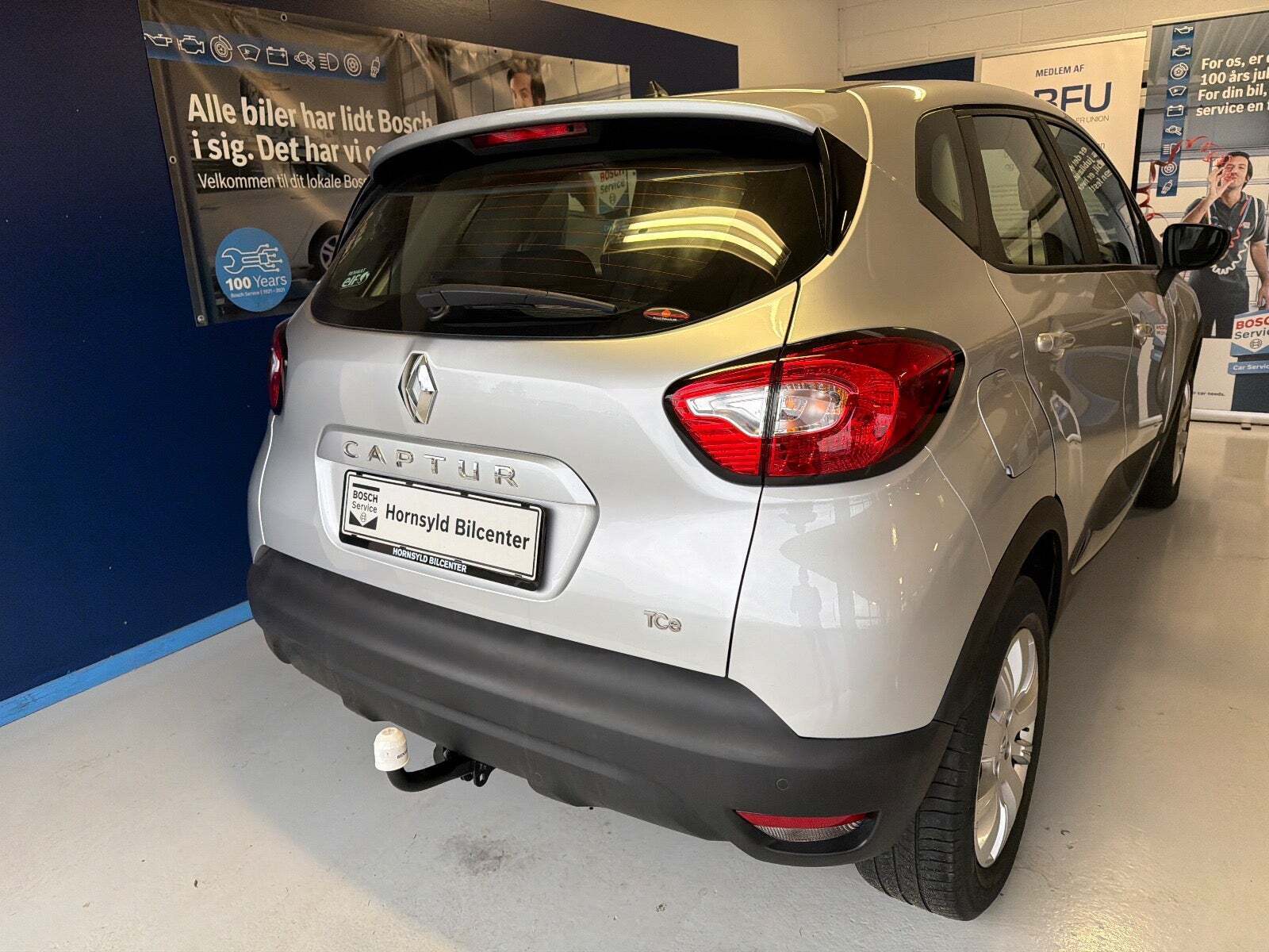 Sølv Renault Captur fra 2016