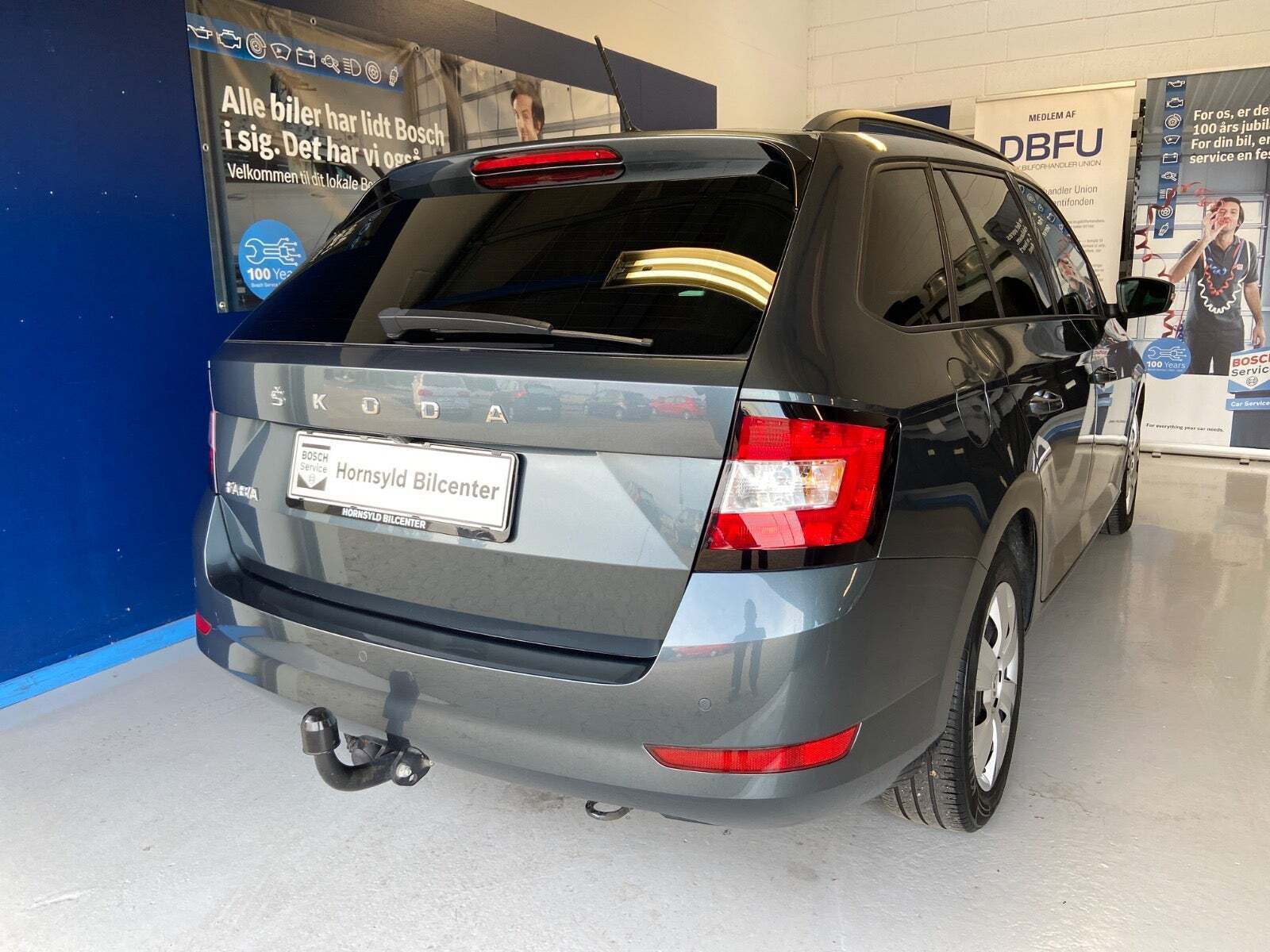 Grå Skoda Fabia fra 2022