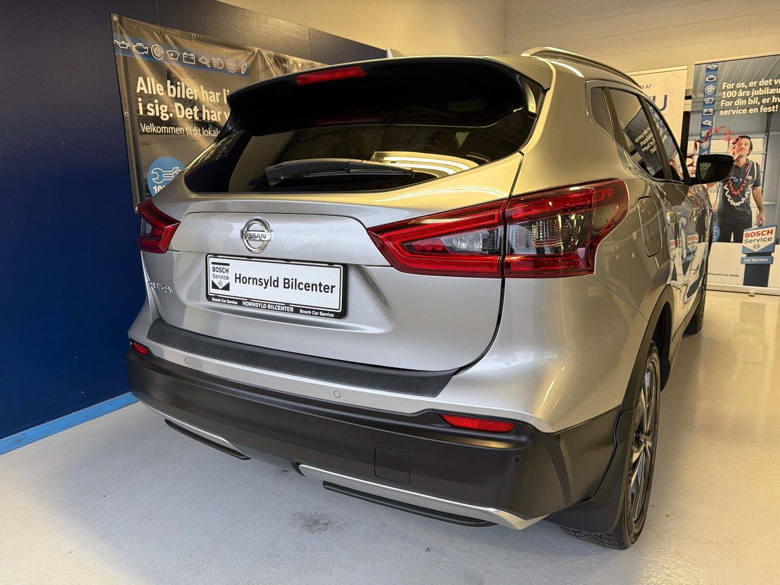 Sølv Nissan Qashqai fra 2019