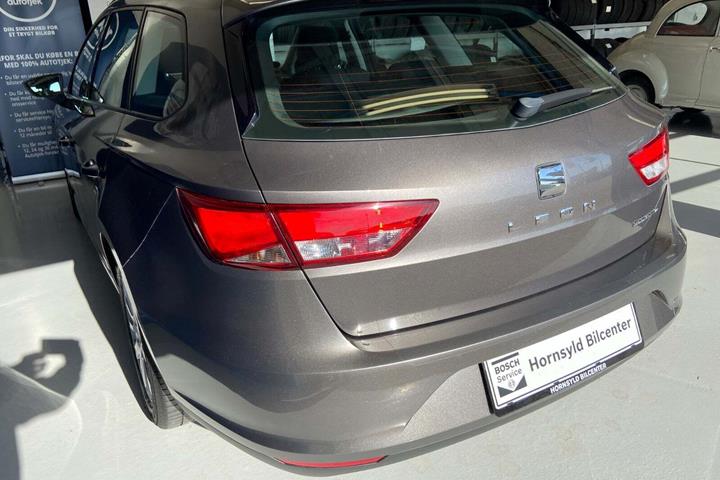 Grå Seat Leon fra 2017