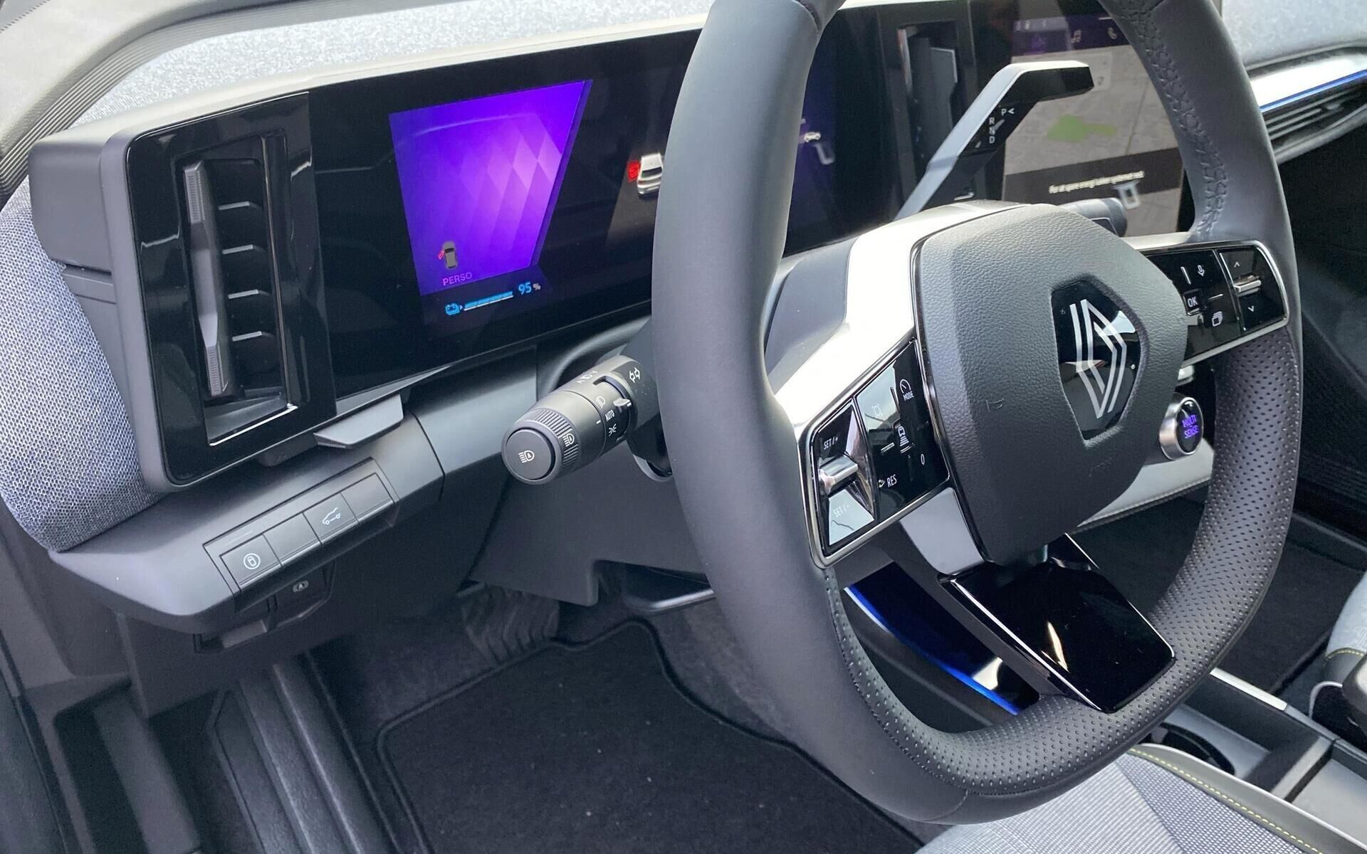 Sort Renault Scénic fra 2025