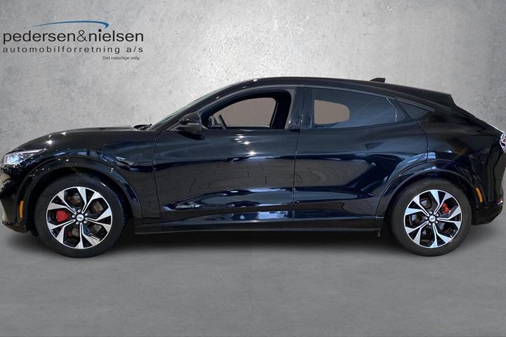 Sort Ford Mustang Mach-E fra 2024