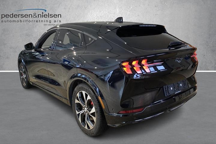 Sort Ford Mustang Mach-E fra 2024