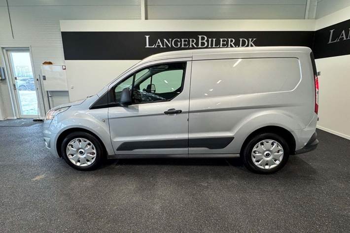 Sølv Ford Transit Connect fra 2015