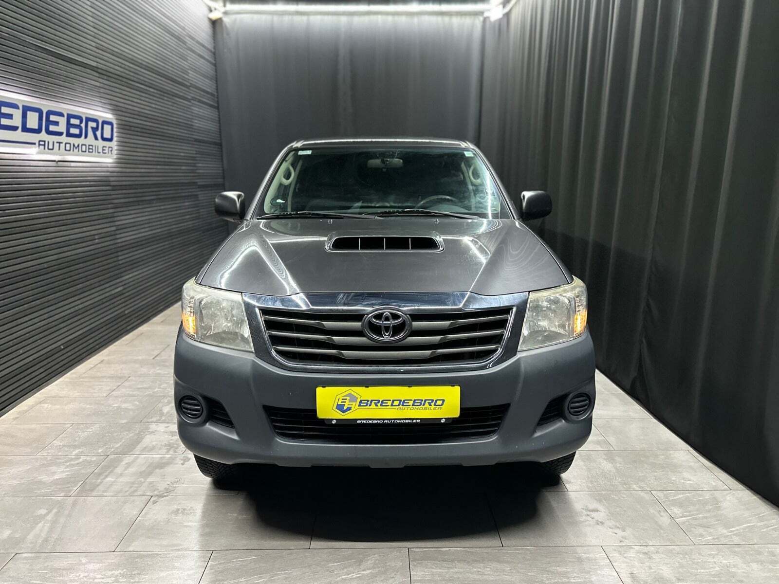 Toyota HiLux 2,5 D-4D 144 Db.Kab 4x4 T2