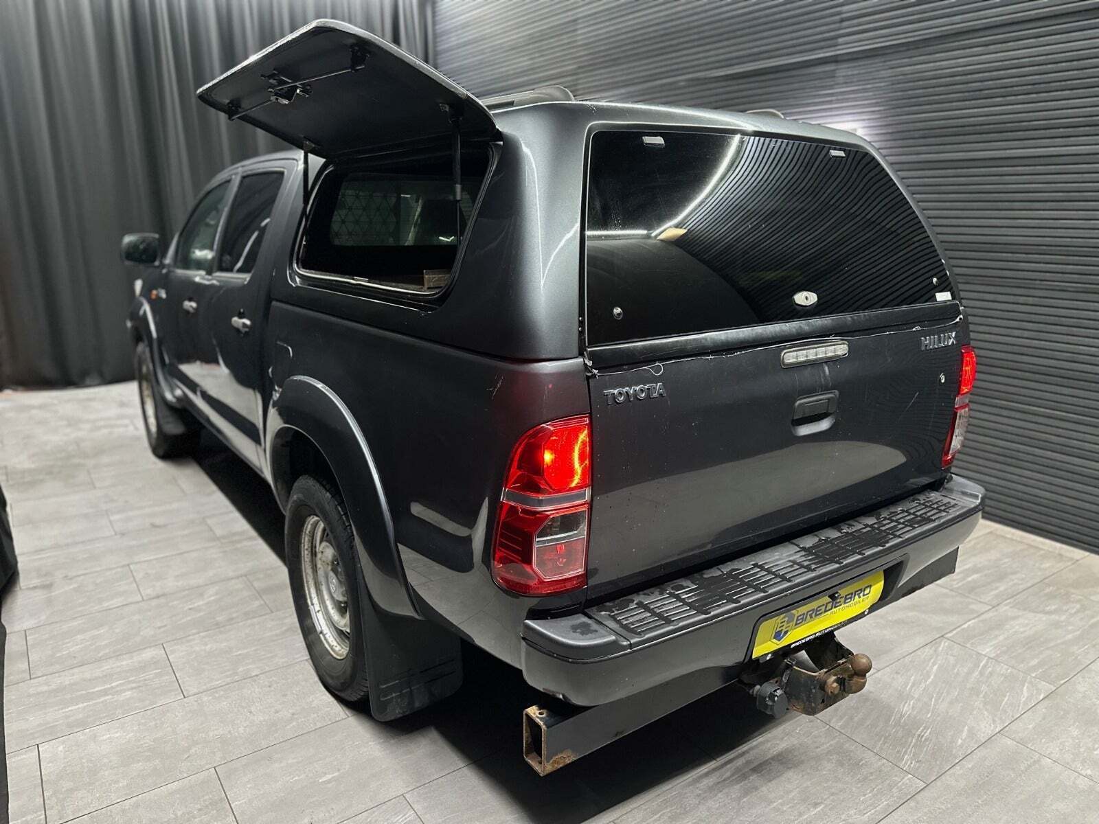 Toyota HiLux 2,5 D-4D 144 Db.Kab 4x4 T2