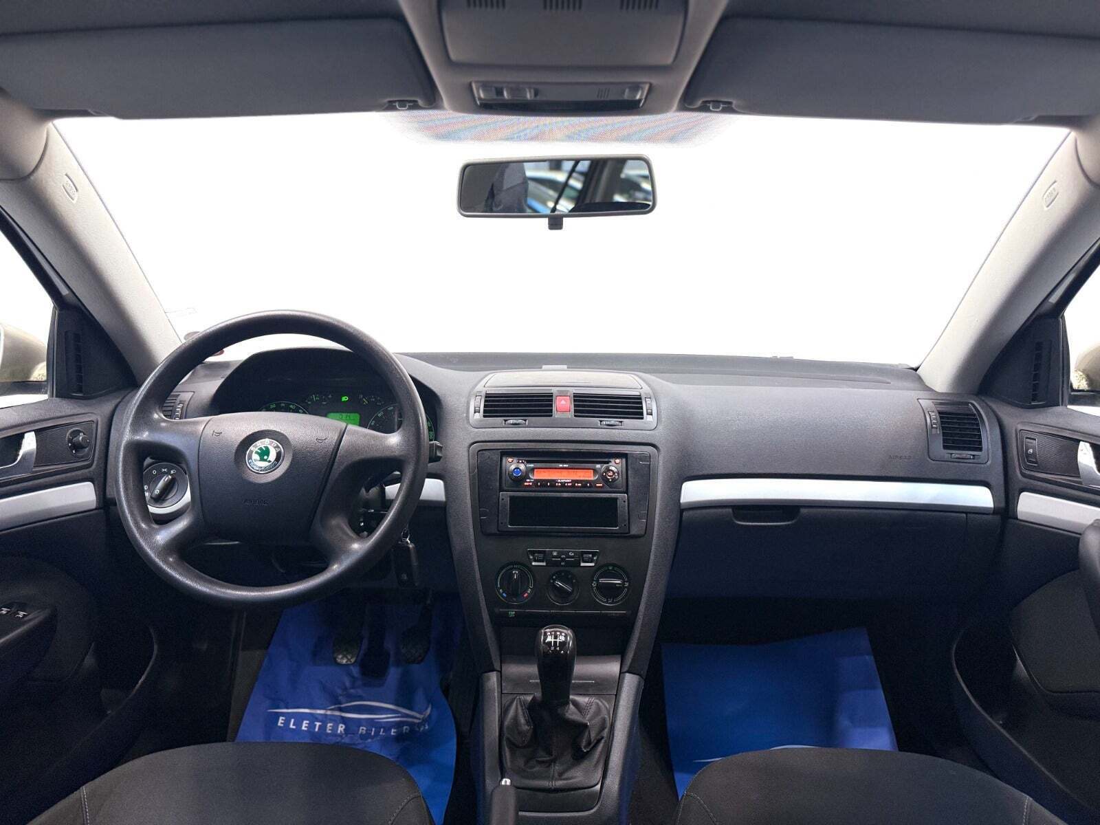Skoda Octavia 1,6 Ambiente Combi