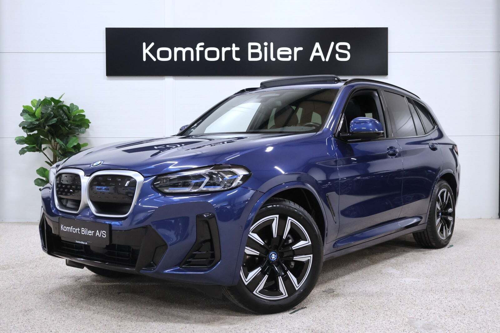 BMW iX3 Charged M-Sport