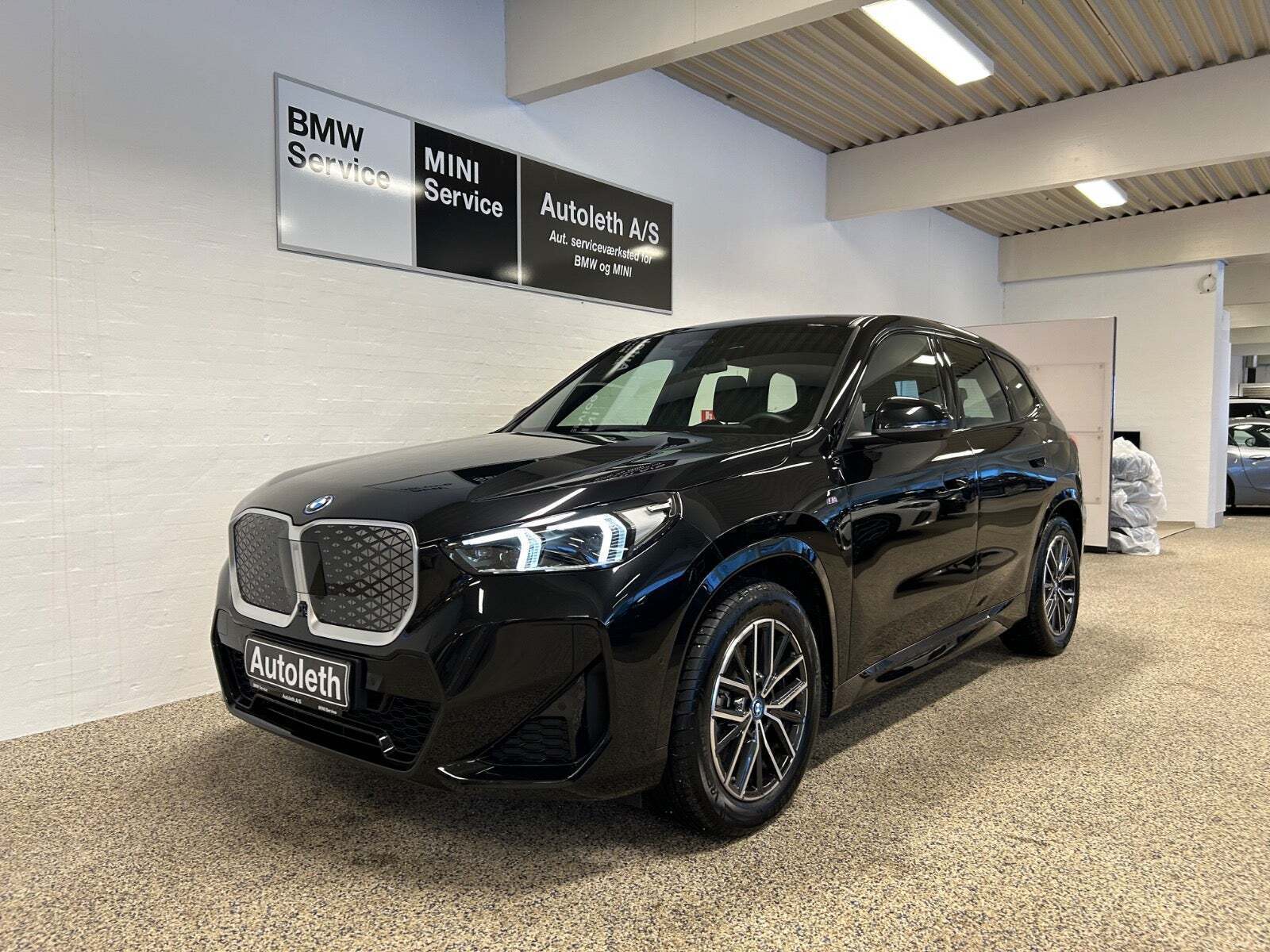 BMW iX1 xDrive30 Fully Charged M-Sport
